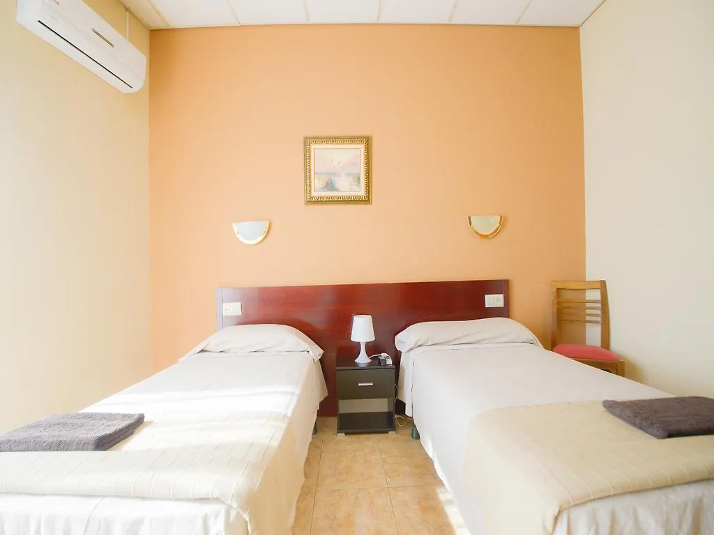 Hostal Torremirona Salt 0*,  Spanje